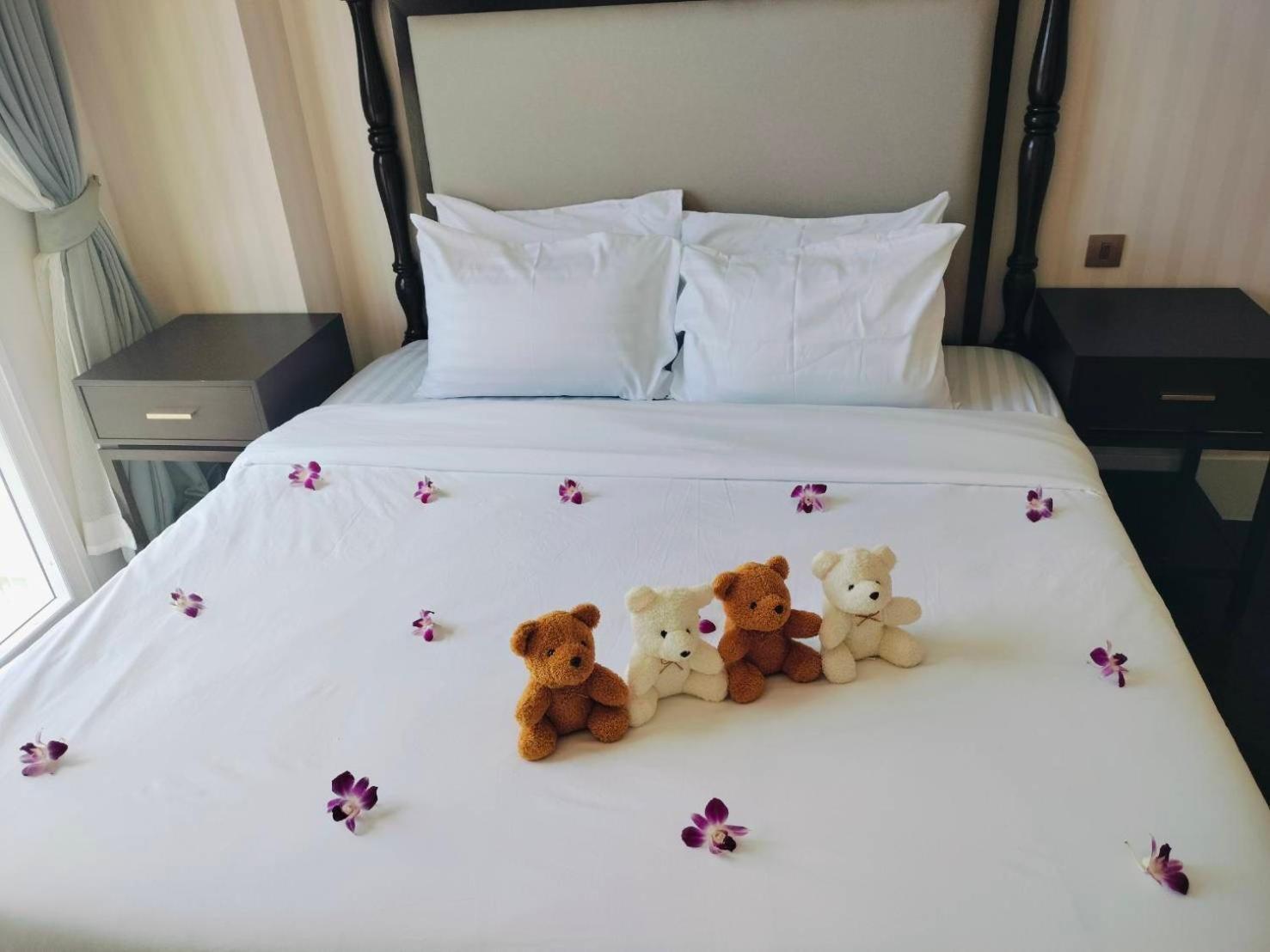 Appartamento Grand Florida Pattaya Na Chom Thian Esterno foto